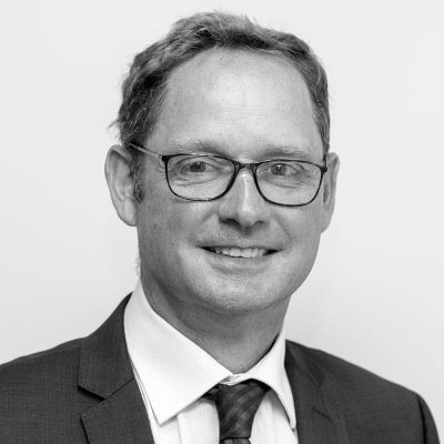 Dr Jamie Saunders